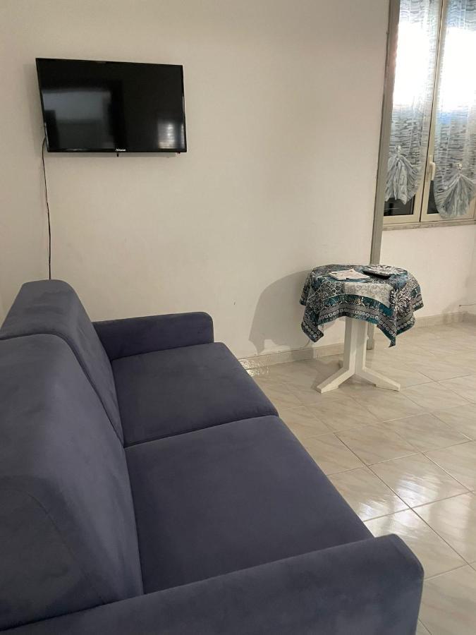 Azzurra Apartman Solarino Kültér fotó