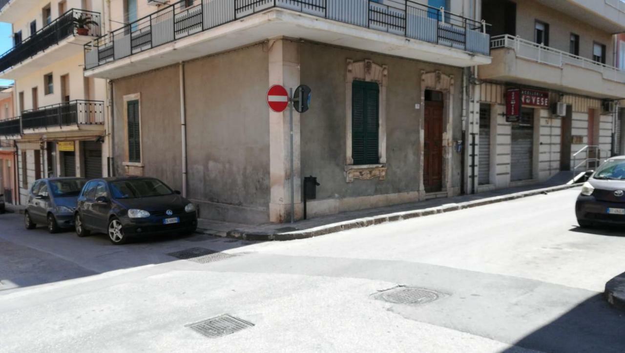 Azzurra Apartman Solarino Kültér fotó